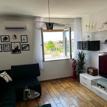 Luxury Lulu Apartmán